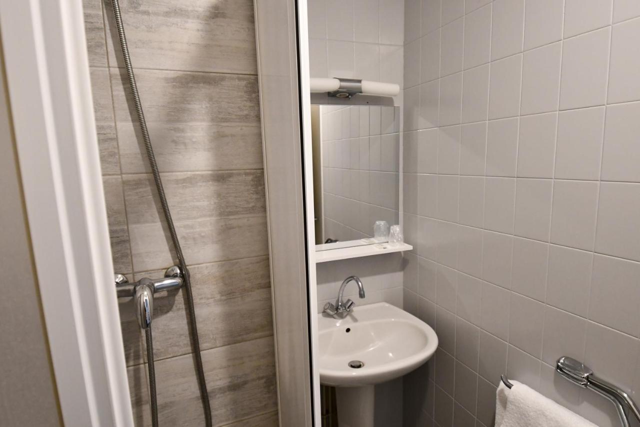 Le Pasteur Hotel Breszt Kültér fotó